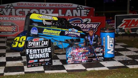 Briggs Danner (Allentown, Pa.) scored his first career USAC AMSOIL National Sprint Car feature win during Tuesday night's USAC Eastern Storm opener at Bechtelsville, Pennsylvania's Grandview Speedway. (Rich Forman Photo) (Video Highlights from FloRacing.com)