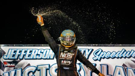 Justin Grant (Ione, Calif.) earned his first USAC NOS Energy Drink Midget National Championship victory of the year on Friday night at Fairbury, Nebraska's Jefferson County Speedway. (Team Green Productions Photo) (Video Highlights from FloRacing.com)