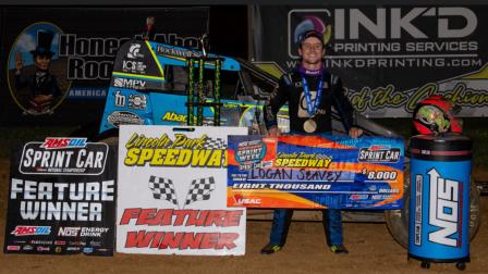 Logan Seavey (Sutter, Calif.) became the first driver to win four consecutive USAC AMSOIL National Sprint Car features since Rick Hood in 1985 after capturing Friday night's opener of NOS Energy Drink USAC Indiana Sprint Week Presented By Honest Abe Roofing at Putnamville's Lincoln Park Speedway. (Ryan Sellers Photo) (Video Highlights from FloRacing.com)