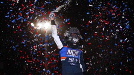 Justin Grant (Ione, Calif.) ended a streak of 16 USAC AMSOIL National Sprint Car starts without a win on Saturday night during the NOS Energy Drink USAC Indiana Sprint Week Presented By Honest Abe Roofing round at Tri-State Speedway. (Josh James Artwork Photo) (Video Highlights from FloRacing.com)