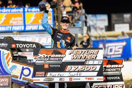 Karter Sarff swept the I-55 Xtreme Midget weekend (Trent Gower Photo) (Video Highlights from DirtVision.com)